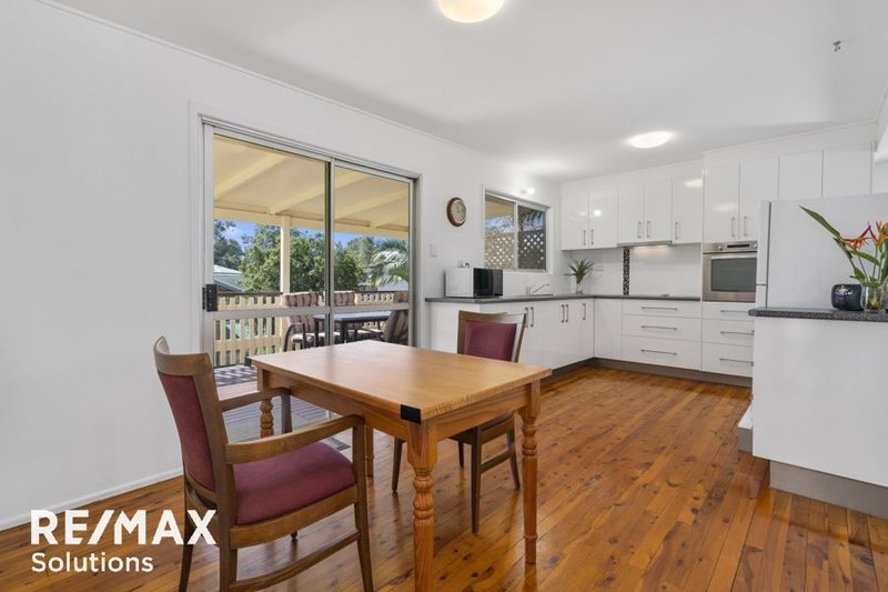 Photo - 4 Ebon Court, Strathpine QLD 4500 - Image 4