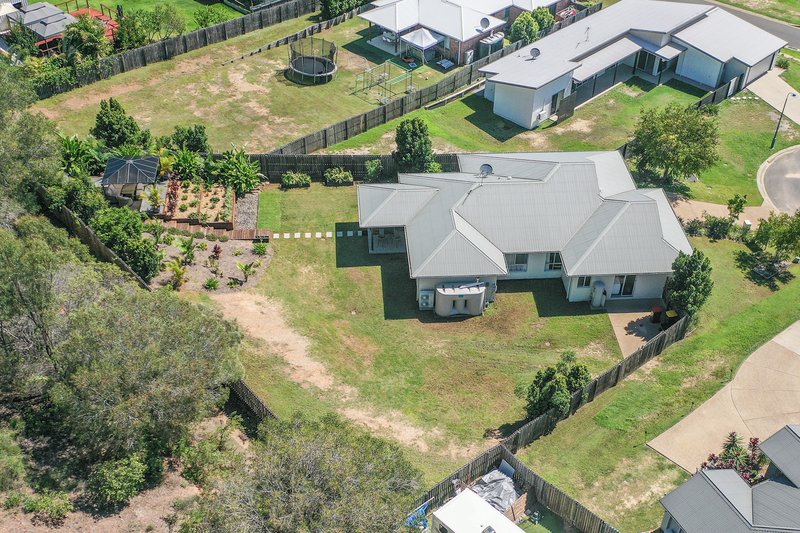 Photo - 4 Eccles Close, Kirkwood QLD 4680 - Image 26