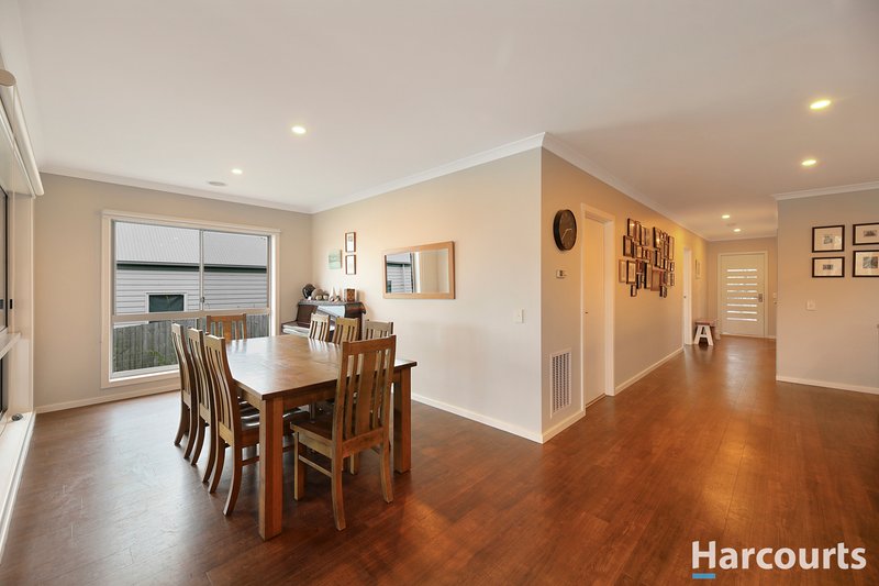 Photo - 4 Eccles Way, Leongatha VIC 3953 - Image 7