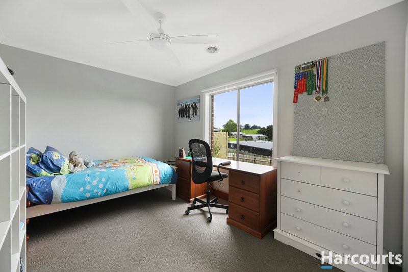 Photo - 4 Eccles Way, Leongatha VIC 3953 - Image 11