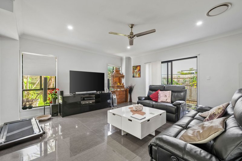 Photo - 4 Eden View Drive, Reedy Creek QLD 4227 - Image 2