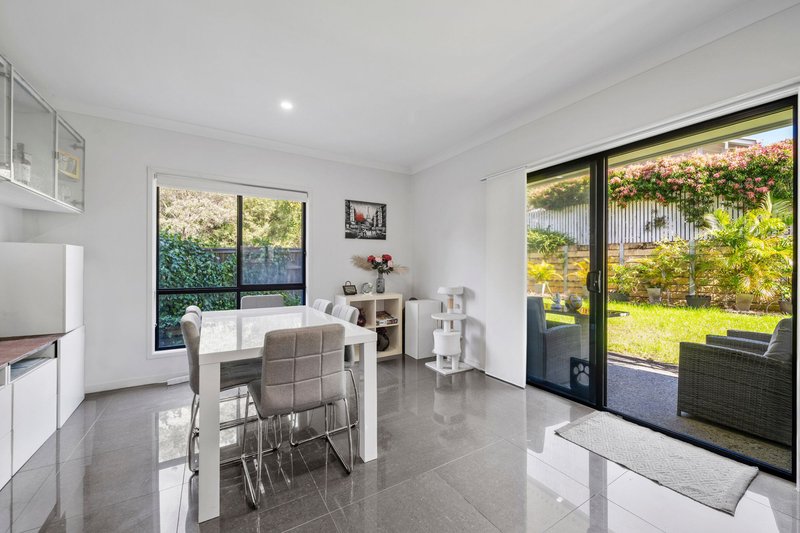 Photo - 4 Eden View Drive, Reedy Creek QLD 4227 - Image 4