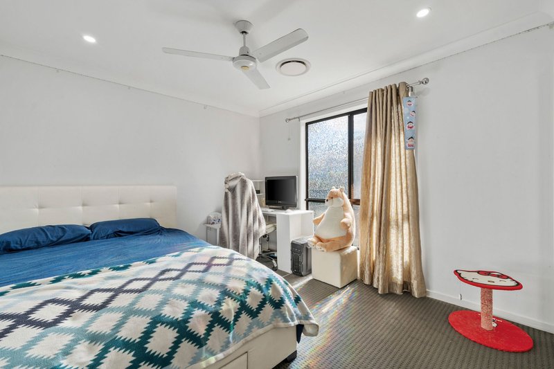 Photo - 4 Eden View Drive, Reedy Creek QLD 4227 - Image 8