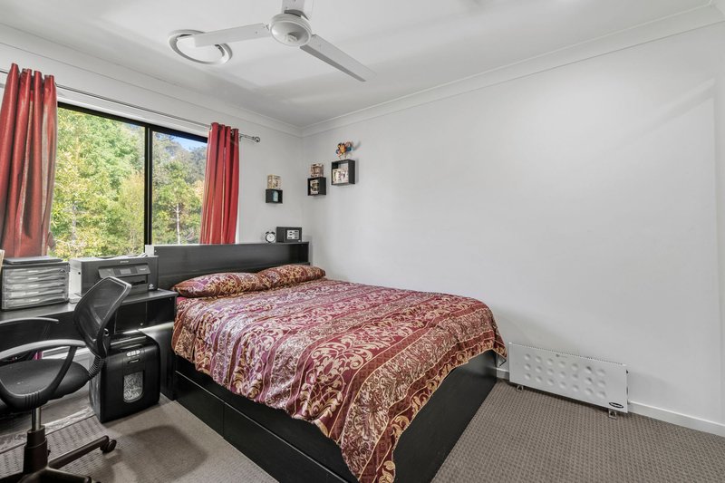 Photo - 4 Eden View Drive, Reedy Creek QLD 4227 - Image 10