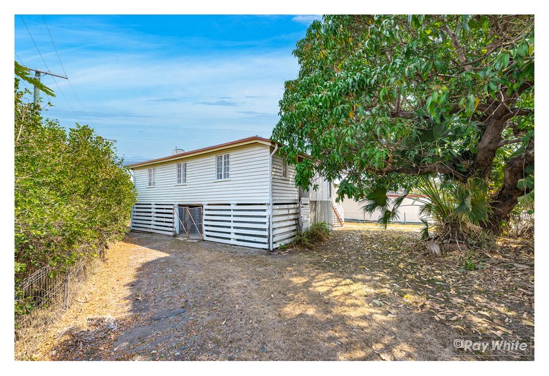 Photo - 4 Edgar Street, Park Avenue QLD 4701 - Image 2