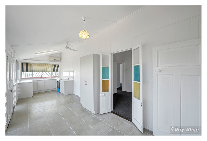 Photo - 4 Edgar Street, Park Avenue QLD 4701 - Image 5