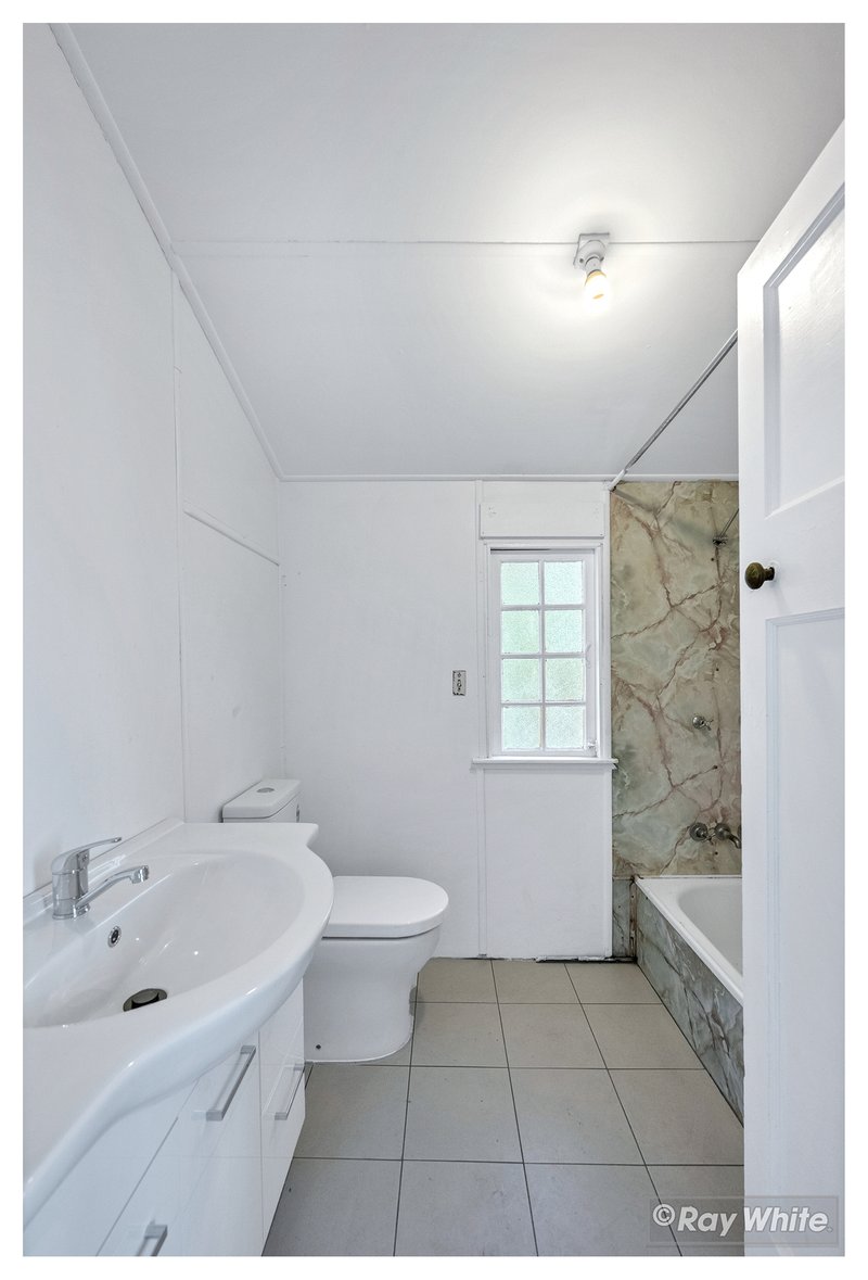 Photo - 4 Edgar Street, Park Avenue QLD 4701 - Image 18