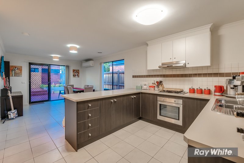 Photo - 4 Edgevale Way, Tarneit VIC 3029 - Image 9