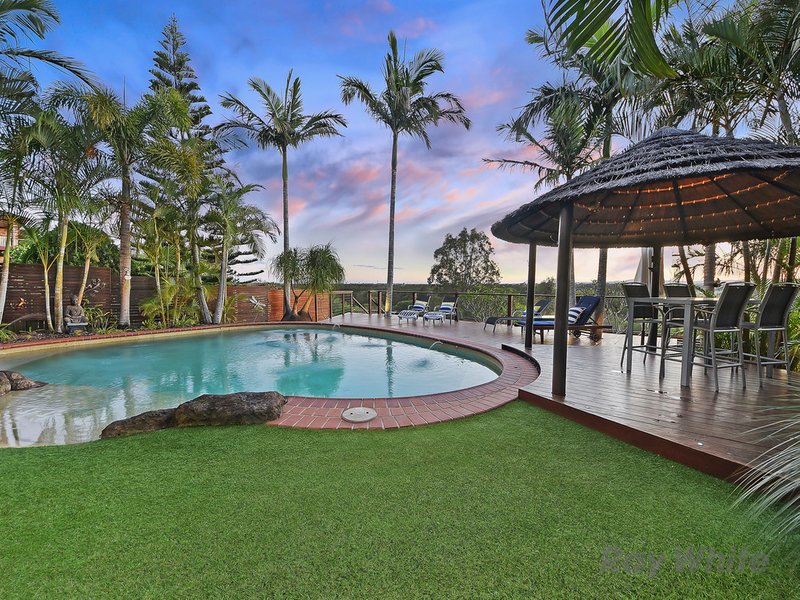 Photo - 4 Edgewater Court, Murrumba Downs QLD 4503 - Image 2