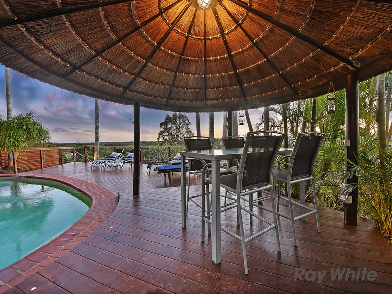 Photo - 4 Edgewater Court, Murrumba Downs QLD 4503 - Image 24