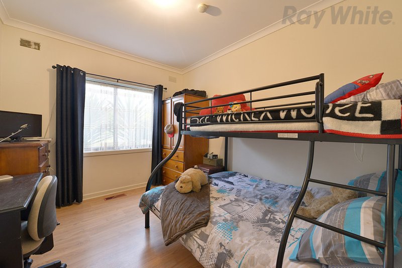 Photo - 4 Edward Street, Bayswater VIC 3153 - Image 6