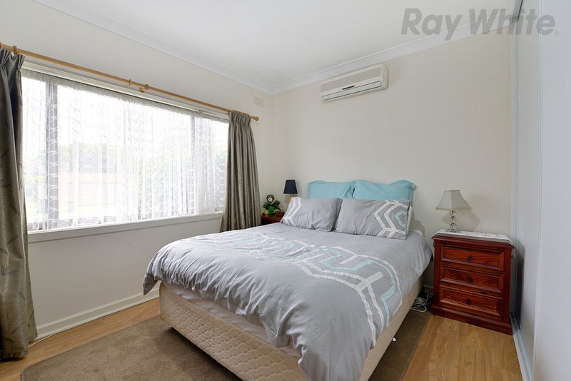 Photo - 4 Edward Street, Bayswater VIC 3153 - Image 7