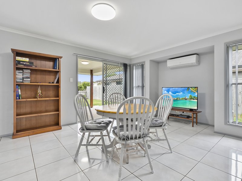 Photo - 4 Eel Pl , Bongaree QLD 4507 - Image 11