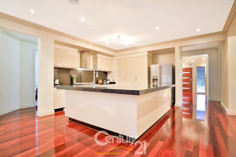 Photo - 4 Egret Way, Pakenham VIC 3810 - Image 5