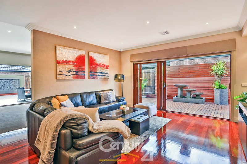 Photo - 4 Egret Way, Pakenham VIC 3810 - Image 8