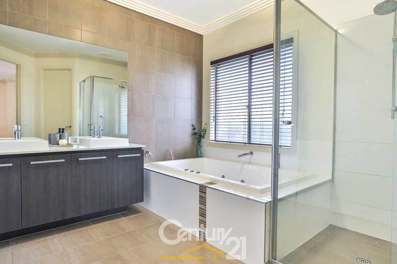 Photo - 4 Egret Way, Pakenham VIC 3810 - Image 11