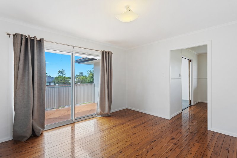 Photo - 4 Eiser Street, Harristown QLD 4350 - Image 5