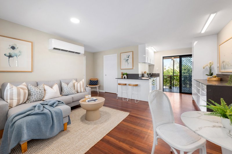 Photo - 4 Eisley Street, Tingalpa QLD 4173 - Image 1