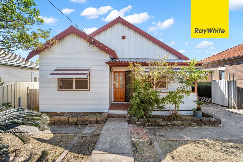 Photo - 4 Elimatta Street, Lidcombe NSW 2141 - Image 2