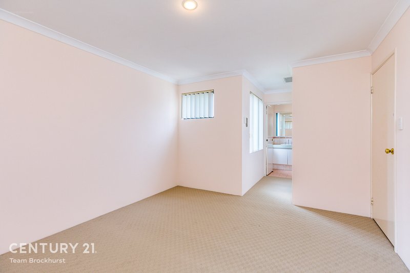 Photo - 4 Ellis Road, Kardinya WA 6163 - Image 19