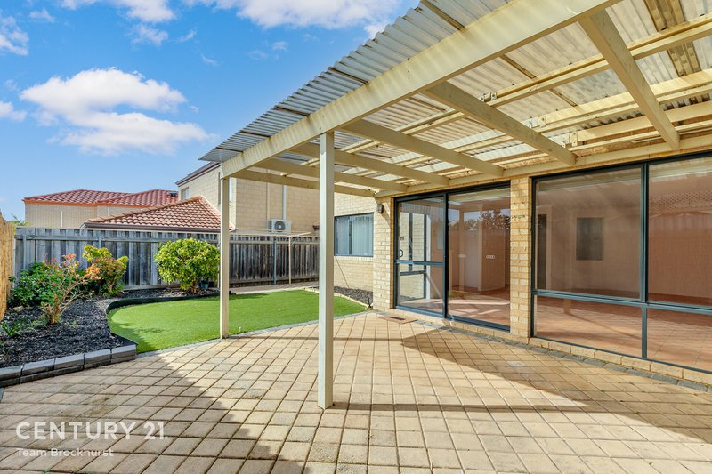 Photo - 4 Ellis Road, Kardinya WA 6163 - Image 27