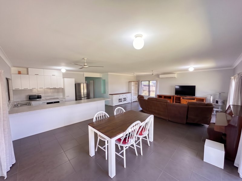 Photo - 4 Ellwood Close, Atherton QLD 4883 - Image 9