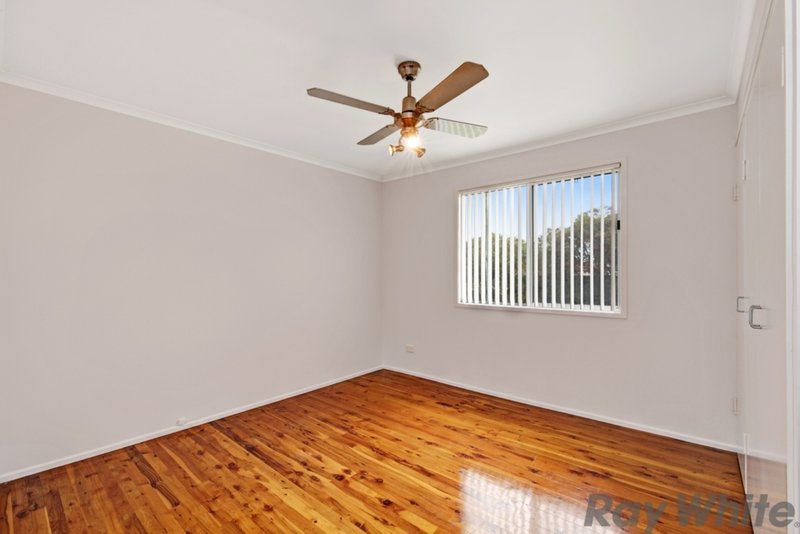 Photo - 4 Elna Court, Deception Bay QLD 4508 - Image 5