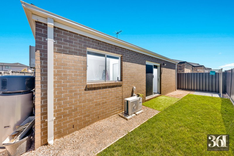 Photo - 4 Eloquence Road, Tarneit VIC 3029 - Image 14