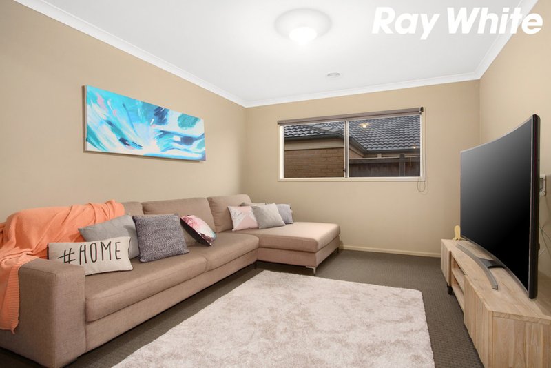 Photo - 4 Embling Street, Pakenham VIC 3810 - Image 10