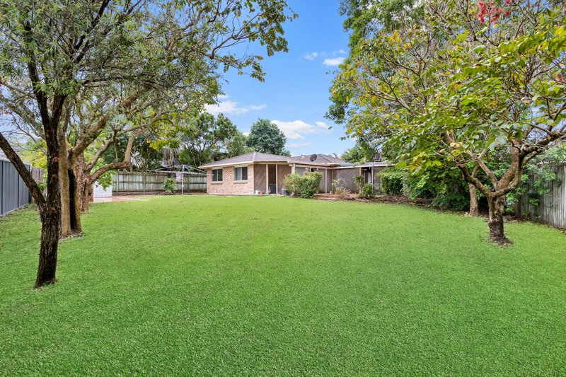 Photo - 4 Emily Court, Deception Bay QLD 4508 - Image 2