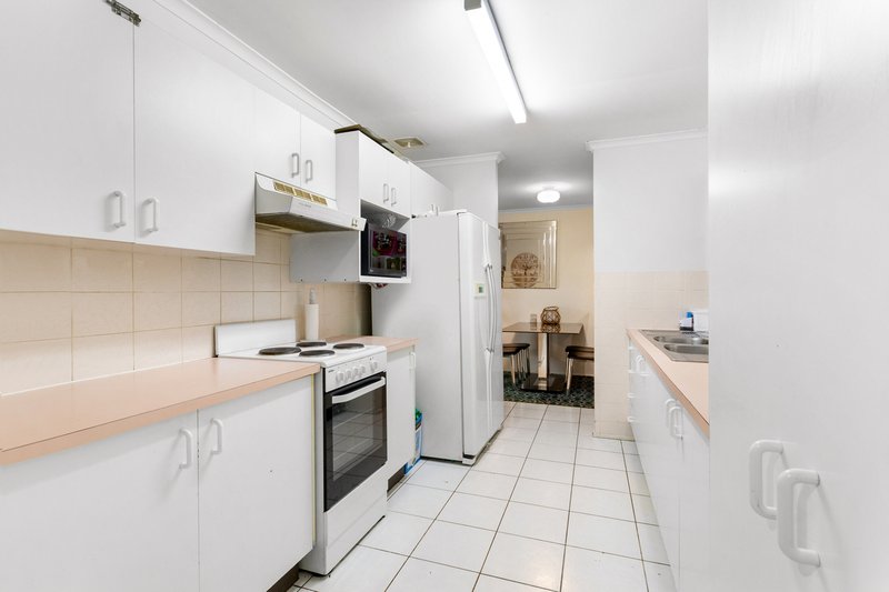 Photo - 4 Emily Court, Deception Bay QLD 4508 - Image 6