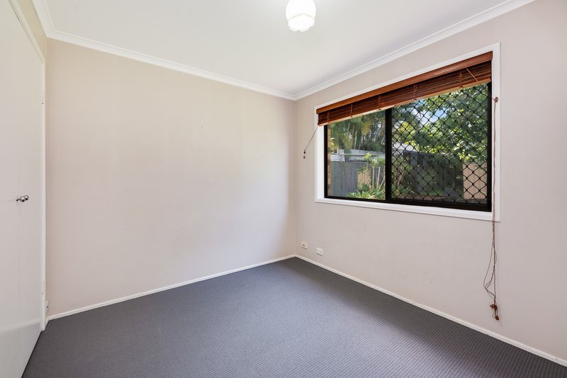 Photo - 4 Emperor Avenue, Maroochydore QLD 4558 - Image 8