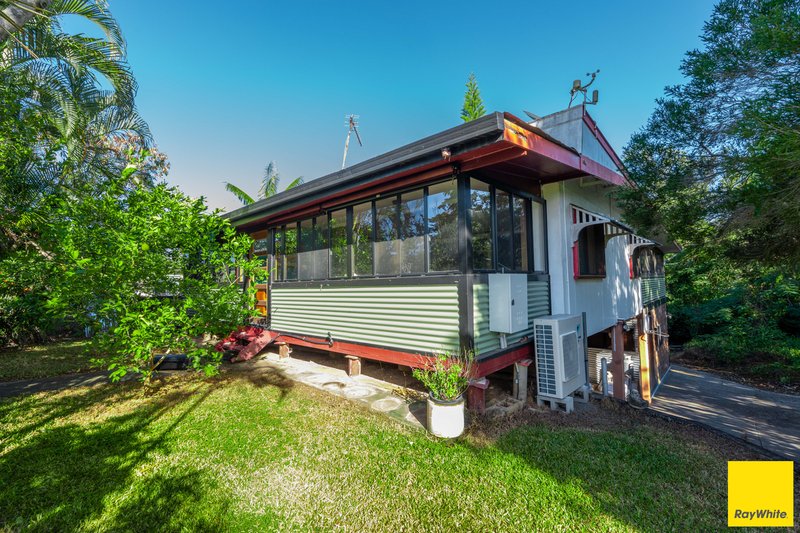 Photo - 4 Emsley Street, Mareeba QLD 4880 - Image 2