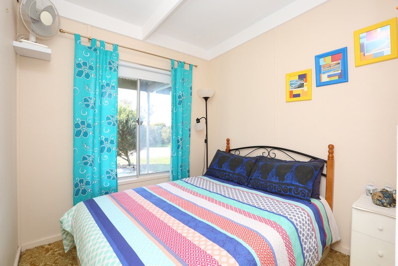 Photo - 4 Endeavour Drive, Port Julia SA 5580 - Image 14