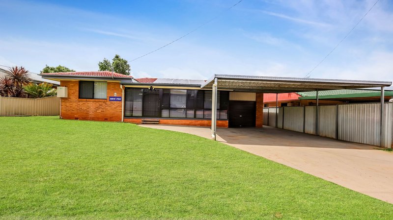 4 Englart Street, Wilsonton QLD 4350