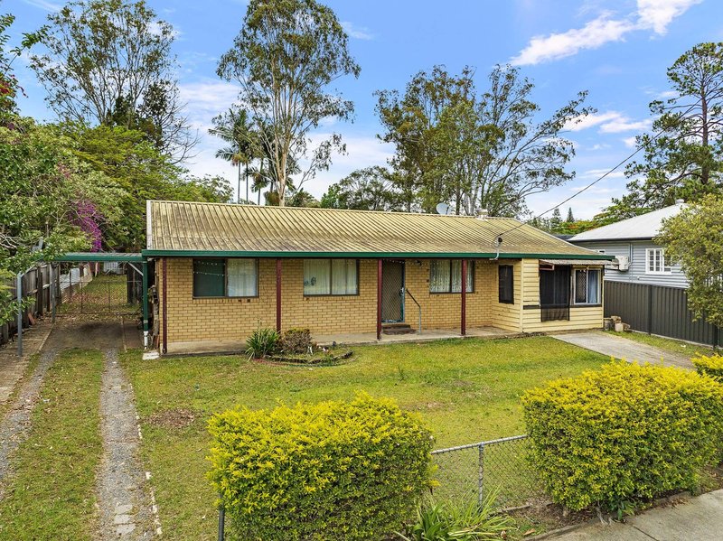 4 English Street, Elimbah QLD 4516