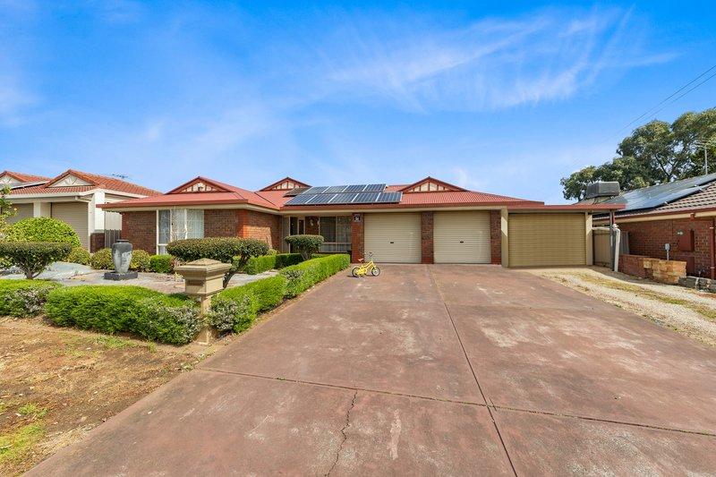 4 Enmore Drive, Craigmore SA 5114