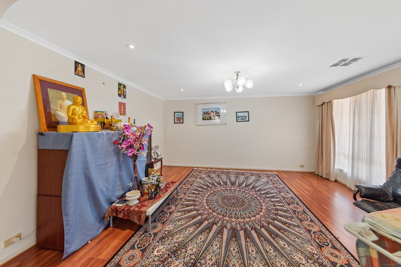 Photo - 4 Enmore Drive, Craigmore SA 5114 - Image 2