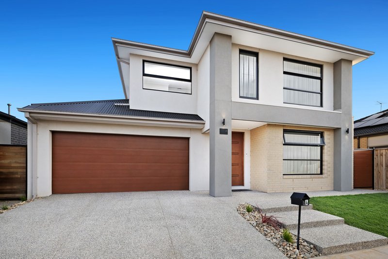 Photo - 4 Eskdale Street, Werribee VIC 3030 - Image 2