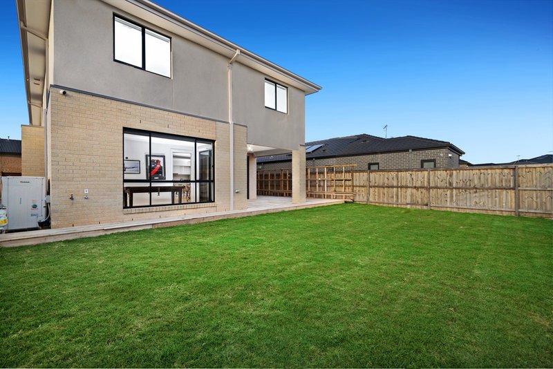 Photo - 4 Eskdale Street, Werribee VIC 3030 - Image 27