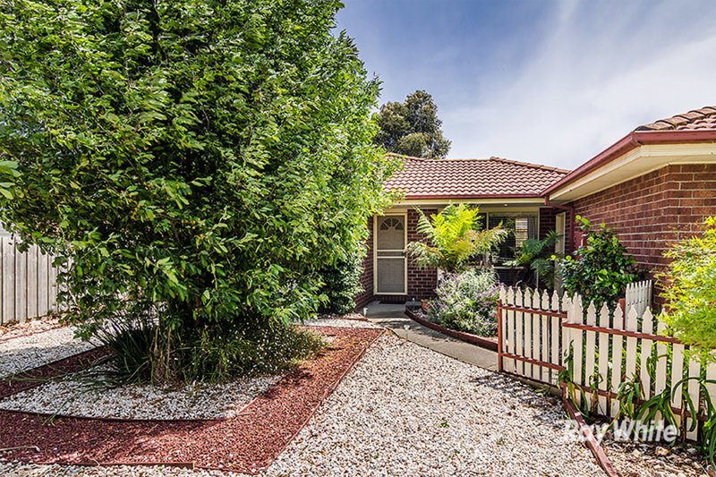 Photo - 4 Essex Court, Cranbourne East VIC 3977 - Image 13