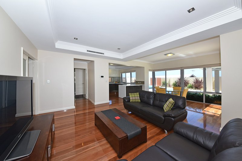 Photo - 4 Eton Pass, Mindarie WA 6030 - Image 14