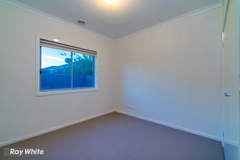 Photo - 4 Eucla Street, Tarneit VIC 3029 - Image 16