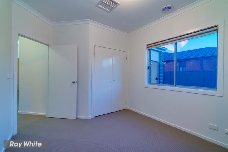 Photo - 4 Eucla Street, Tarneit VIC 3029 - Image 17