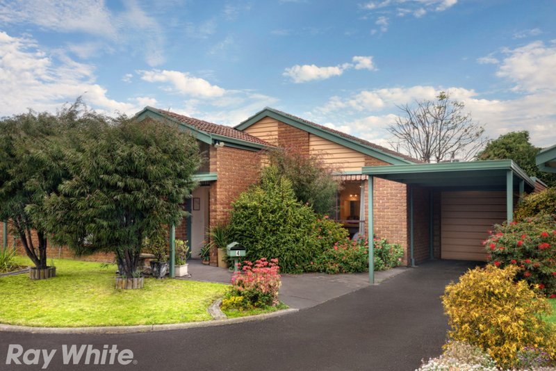 Photo - 4 Everest Drive, Cheltenham VIC 3192 - Image 2