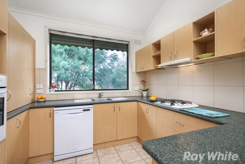 Photo - 4 Everest Drive, Cheltenham VIC 3192 - Image 5