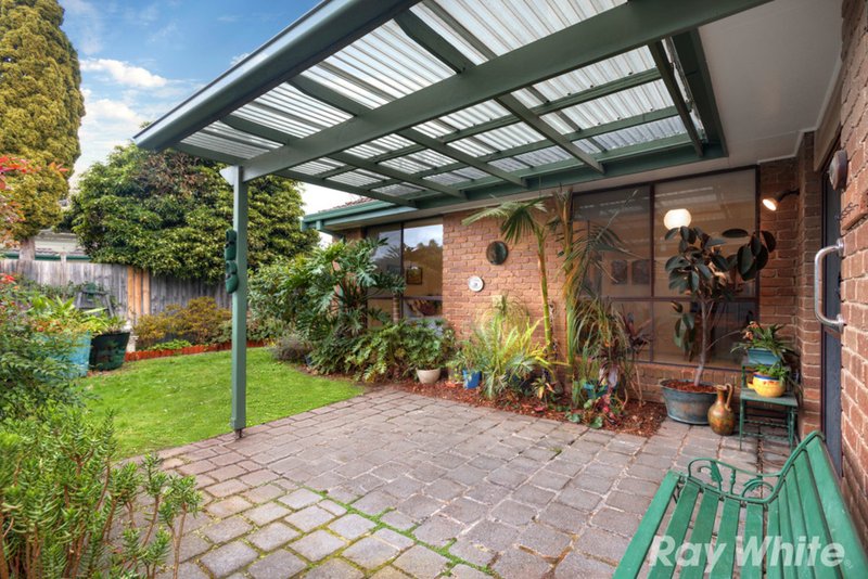 Photo - 4 Everest Drive, Cheltenham VIC 3192 - Image 11