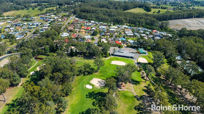 Photo - 4 Everett Court, Mollymook Beach NSW 2539 - Image 18