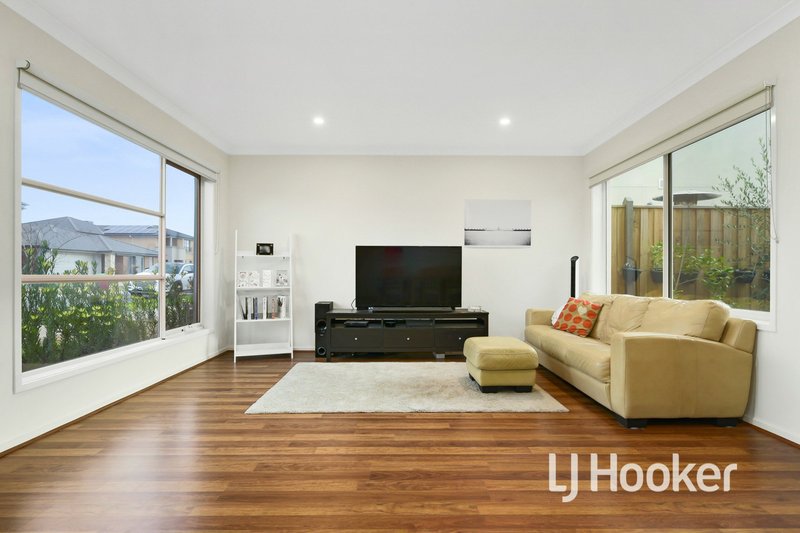 Photo - 4 Everglades Street, Lyndhurst VIC 3975 - Image 2