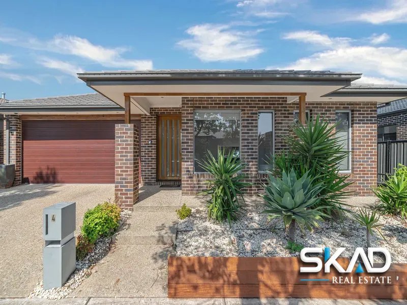 Photo - 4 Evergreen Cres , Craigieburn VIC 3064 - Image 1